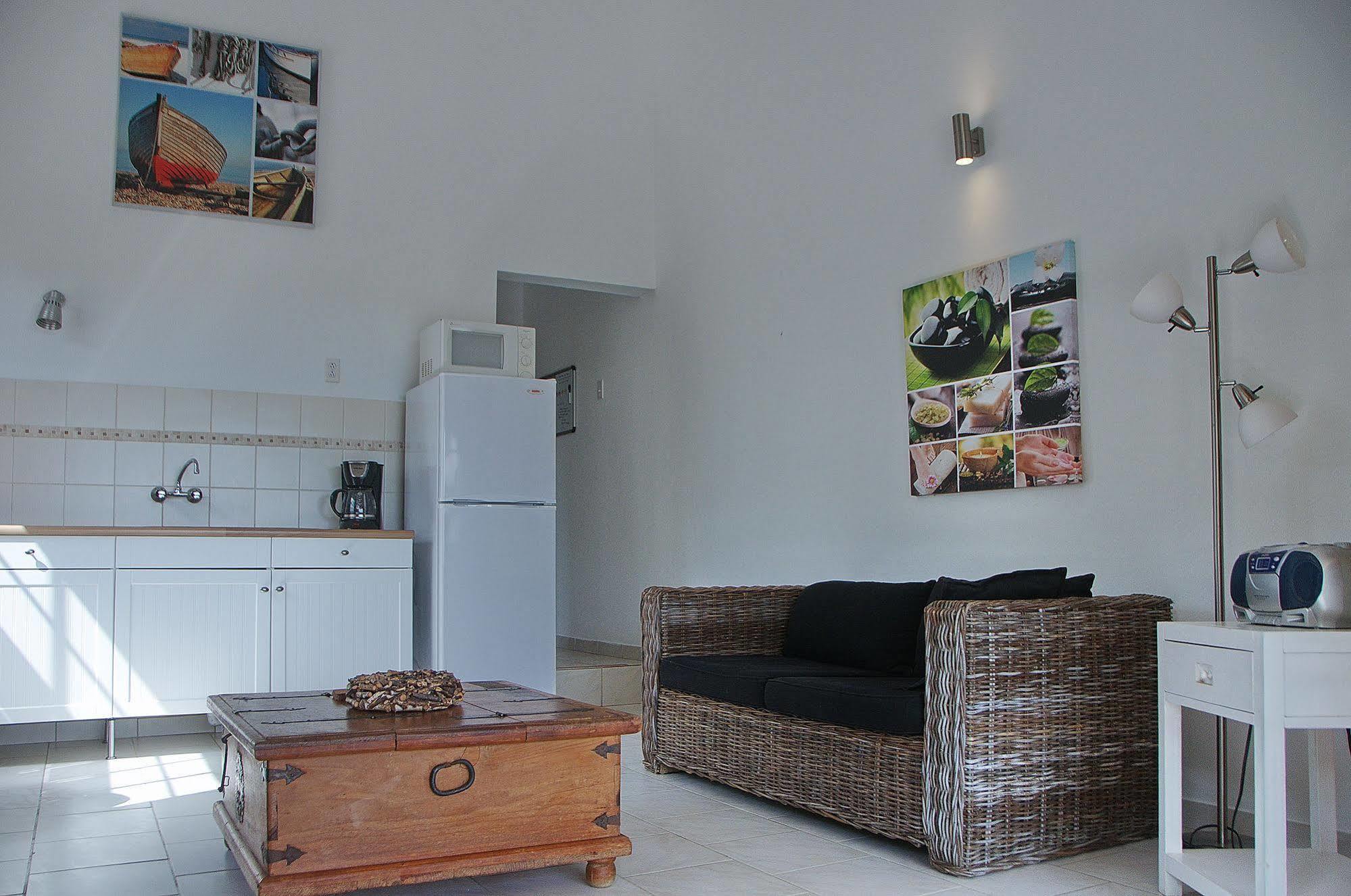 Bantopa Apartments Вилемстад Екстериор снимка